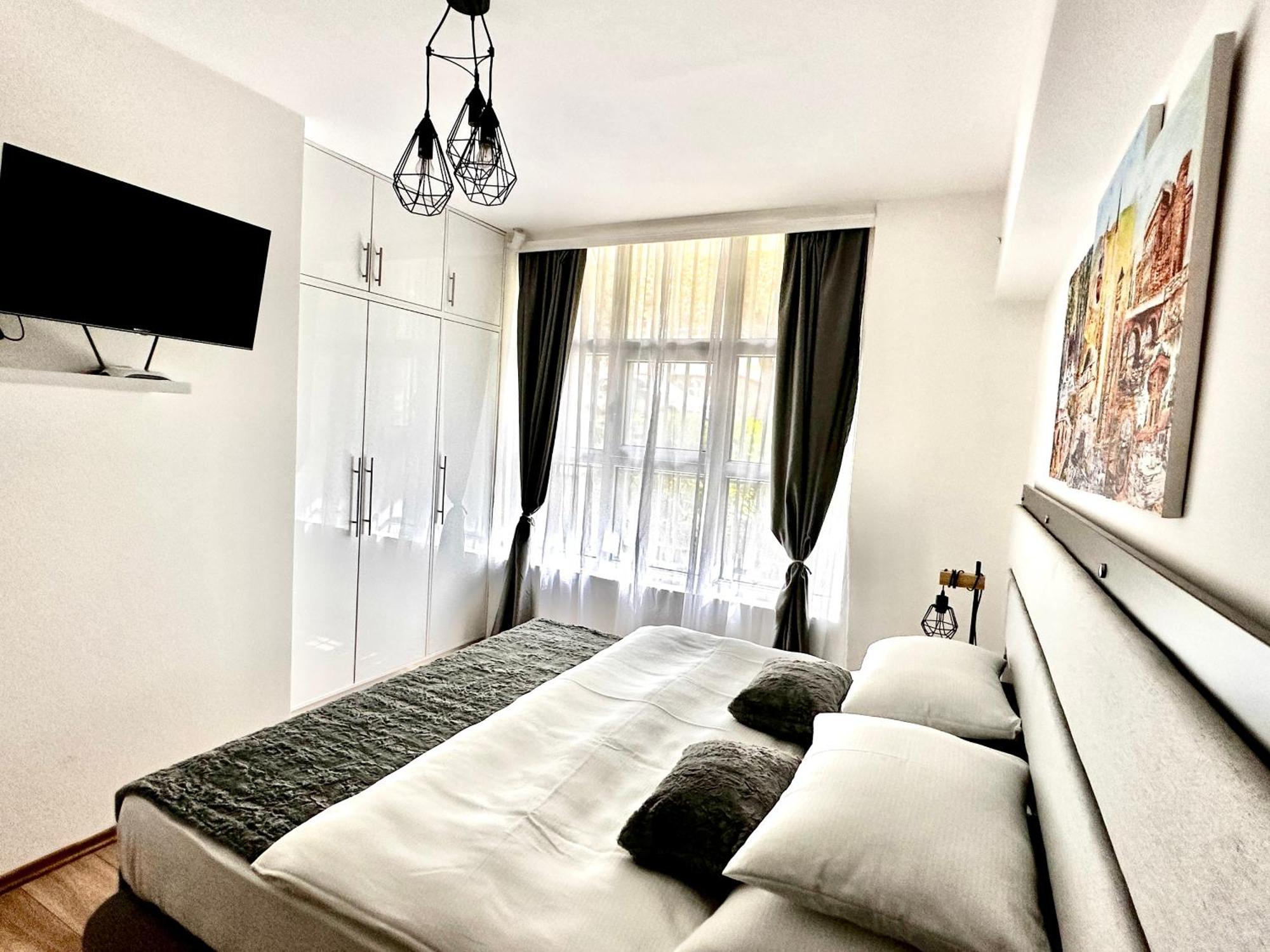 Epicenter Apartment Sarajevo Bagian luar foto