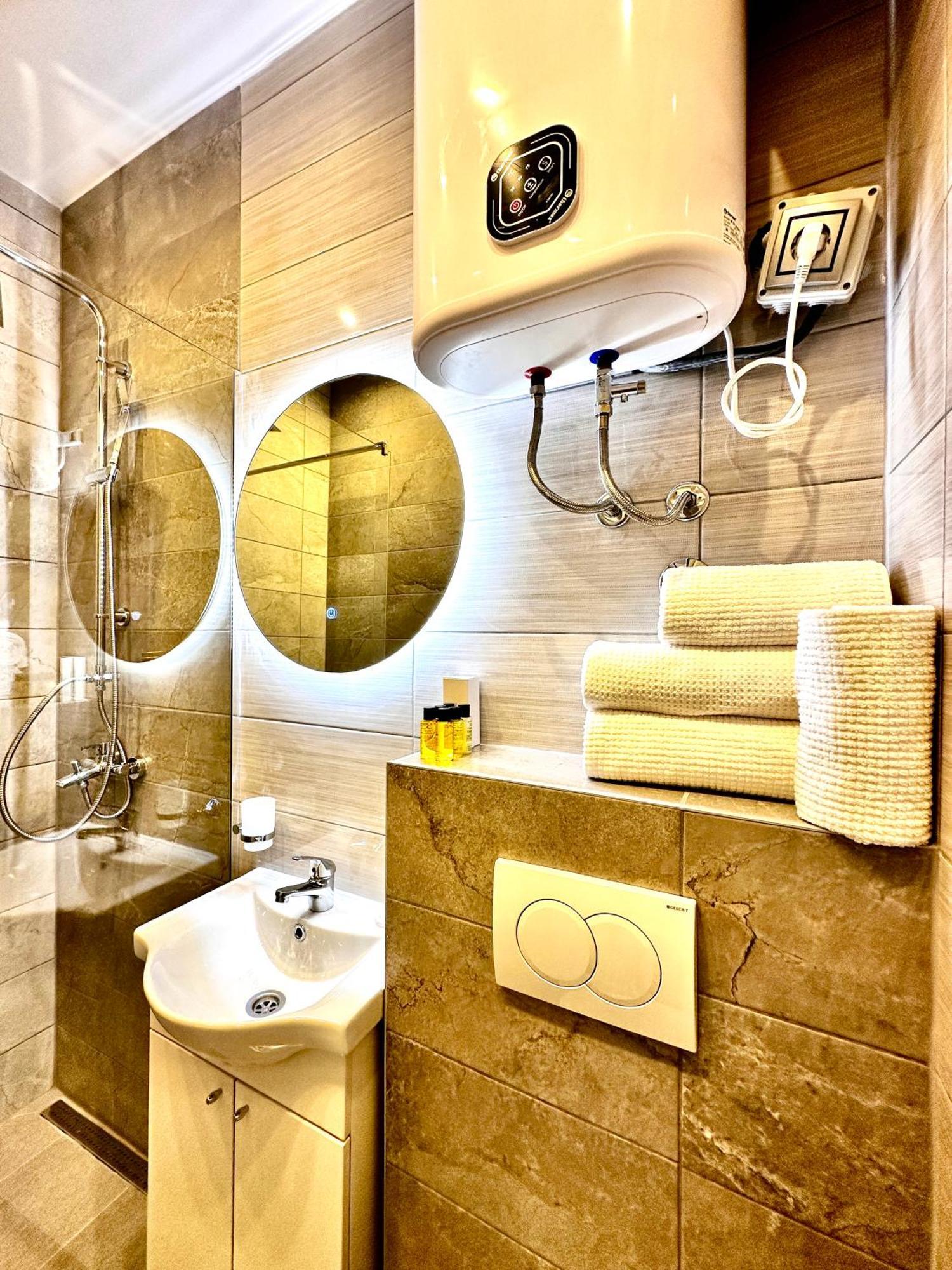 Epicenter Apartment Sarajevo Bagian luar foto